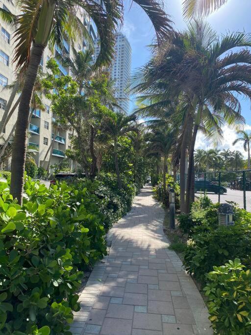 Amazing Studio Beach Walking Distance! 26B 哈兰代尔海滩 外观 照片