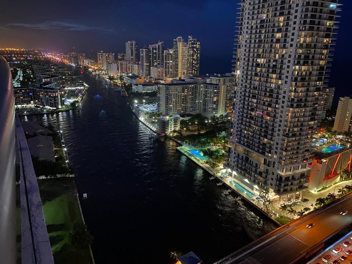 Amazing Studio Beach Walking Distance! 26B 哈兰代尔海滩 外观 照片
